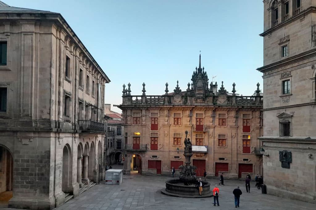 Plaza de Platerías en Santiago de Compostela, cerca del Hotel Castro