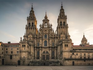 Paradas imprescindibles: lugares que visitar que te recomendamos desde Hotel Castro