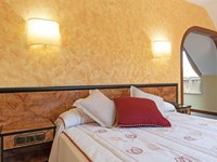 Planifica tu viaje en grupo a Santiago y alójate con nosotros