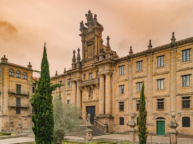 ¡Regálate una escapada al Hotel Castro!