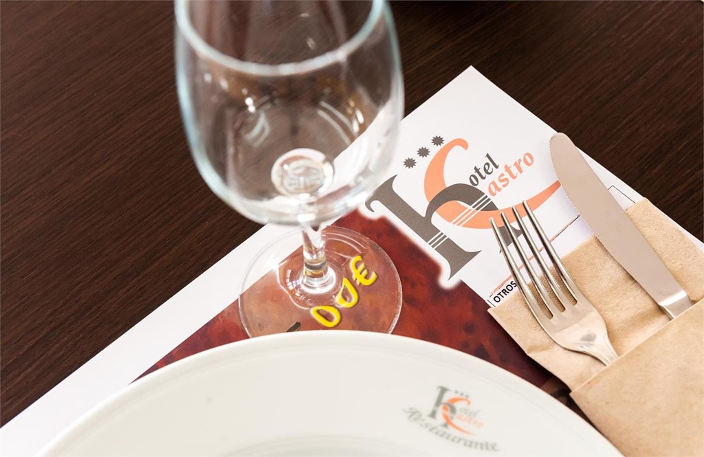 Reserva una cena especial con tu pareja en Hotel Castro